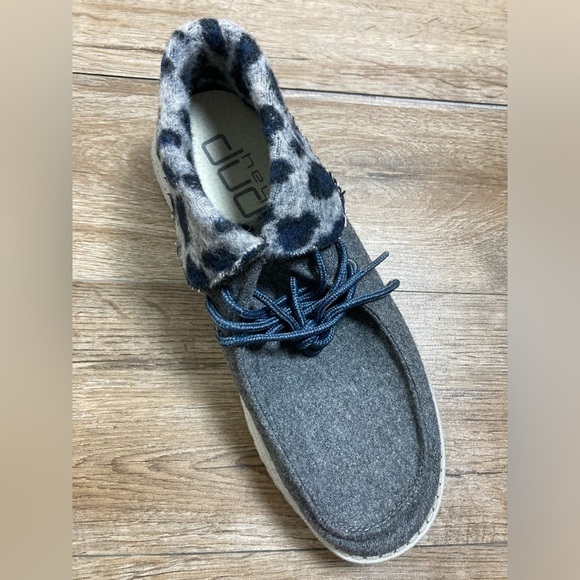 Hey Dude Women’s Britt Cheetah Gray Shoe LEFT SHOE ONLY 9 AMPUTEE REPLACEMENT - Picture 7 of 9